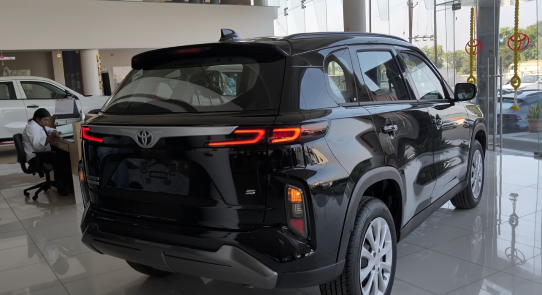 toyota fortuner mini 2026