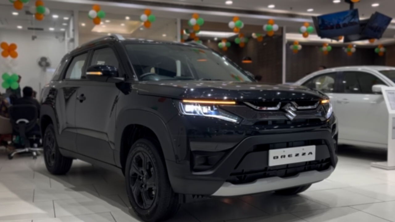 नई Maruti Brezza 2026 SUV का फ्रंट लुक
